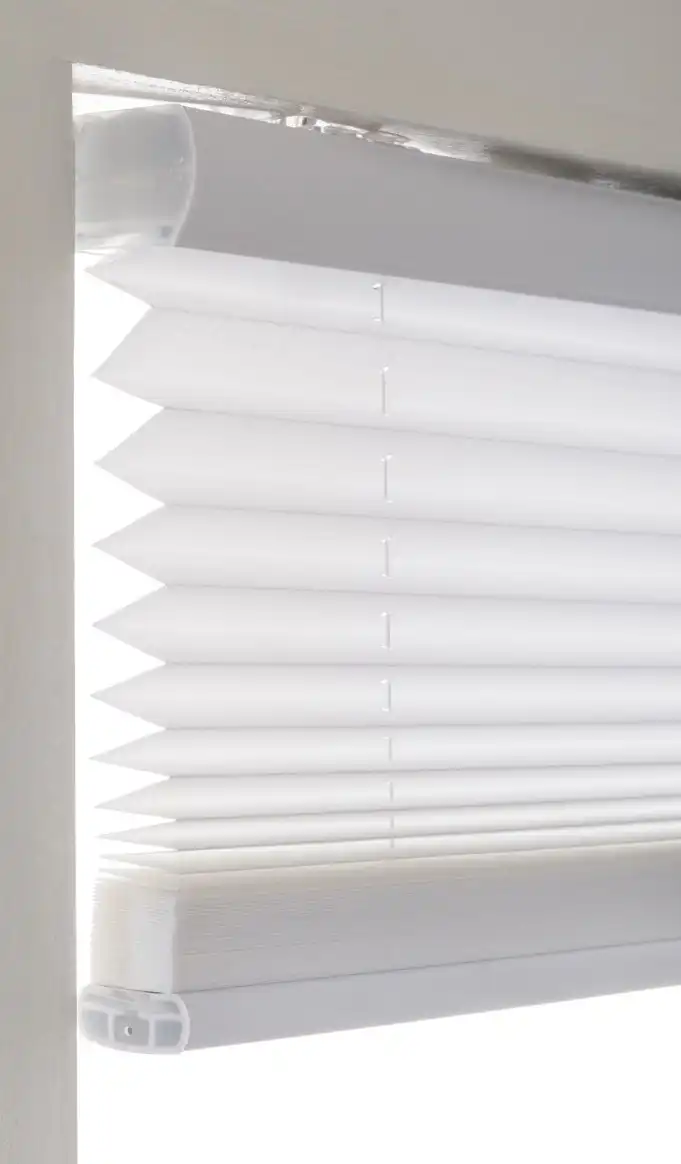 Diamond RV Pleated Shades