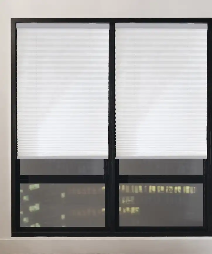 DIAMOND RV PLEATED SHADES